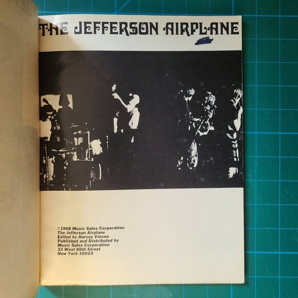 Jefferson Airplane: Words, Music and Chords for 10 Songs Including Tablature - Picture 4 of 8